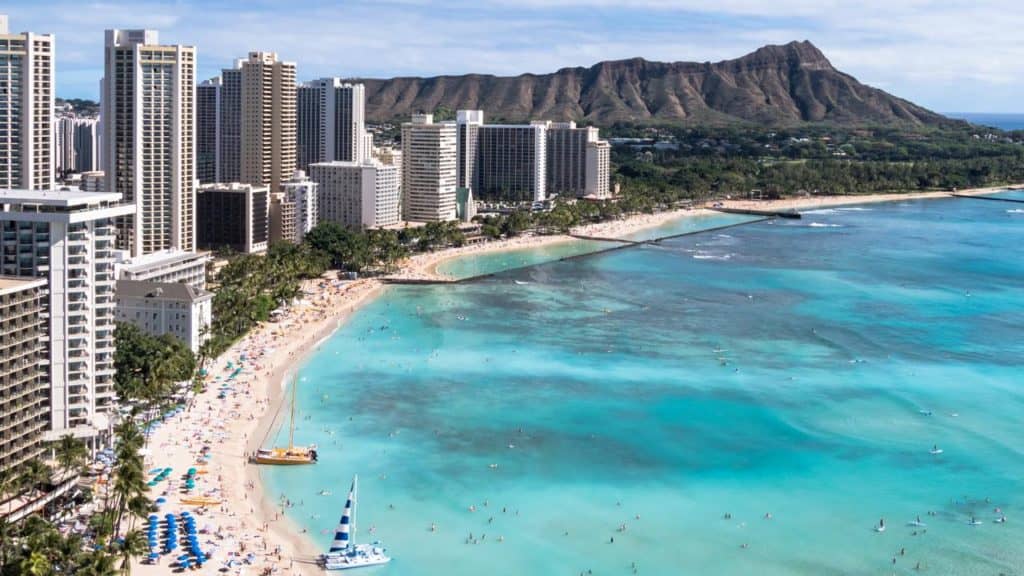 This image has an empty alt attribute; its file name is Hawaii-1024x576.jpg