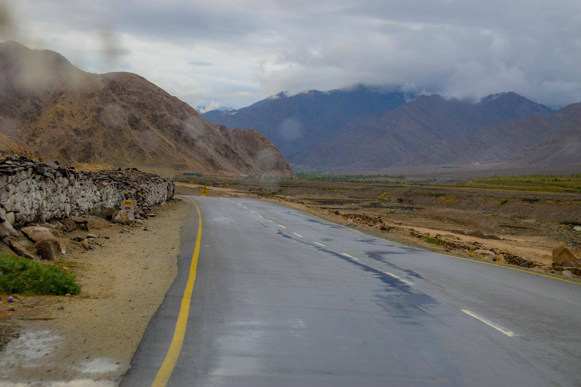 Beautiful Road to Ladakh
