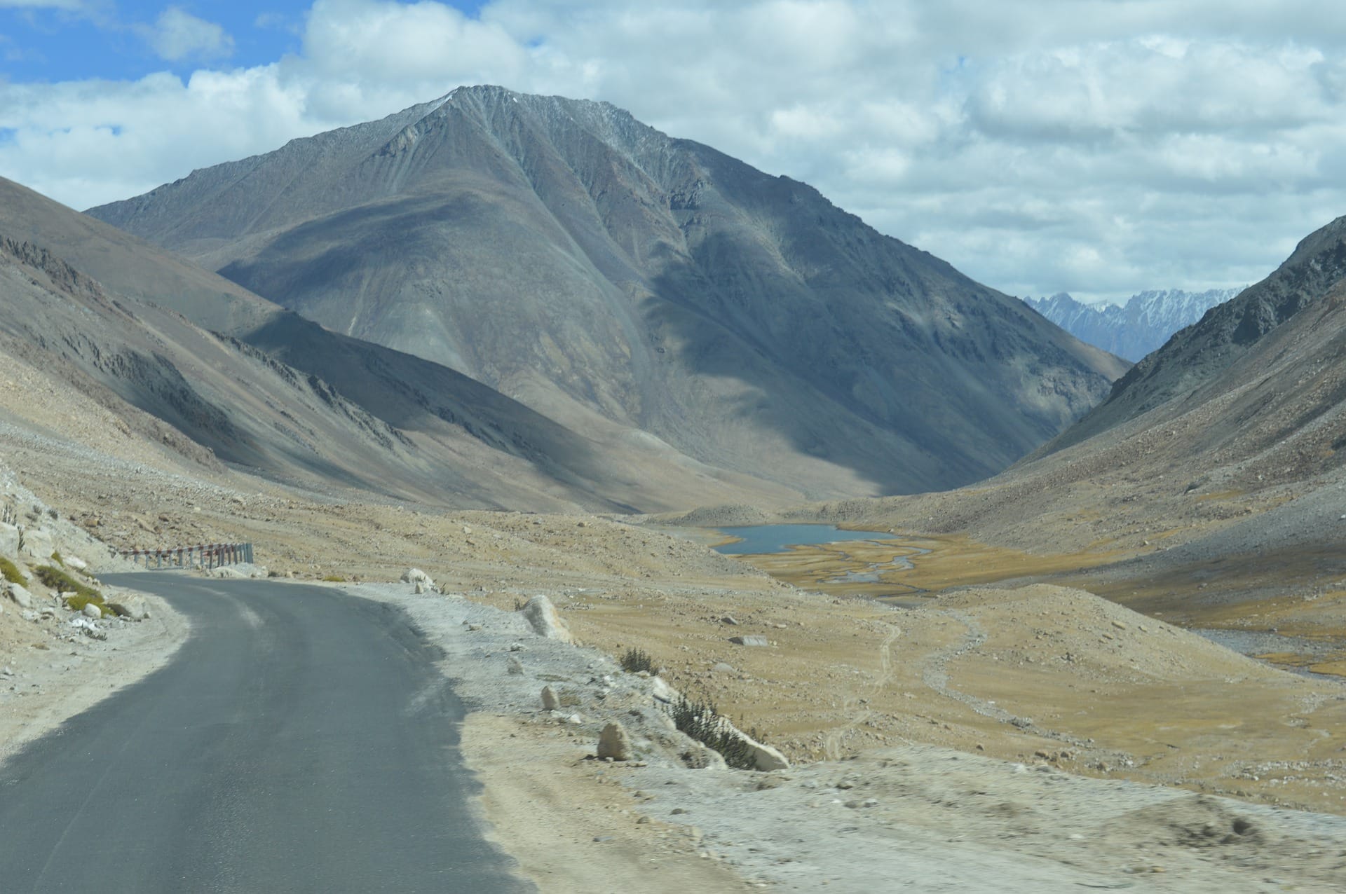 Metal Road leading to Ladakh
